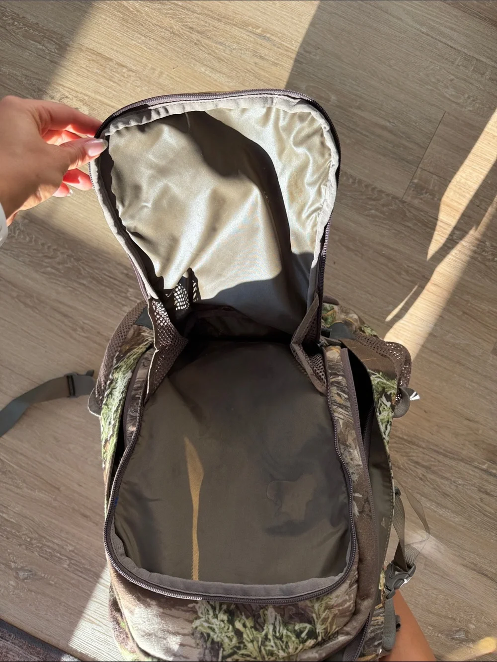Badlands Diablo Daypack (Realtree Xtra) - Lifetime Warranty- Green/Brown